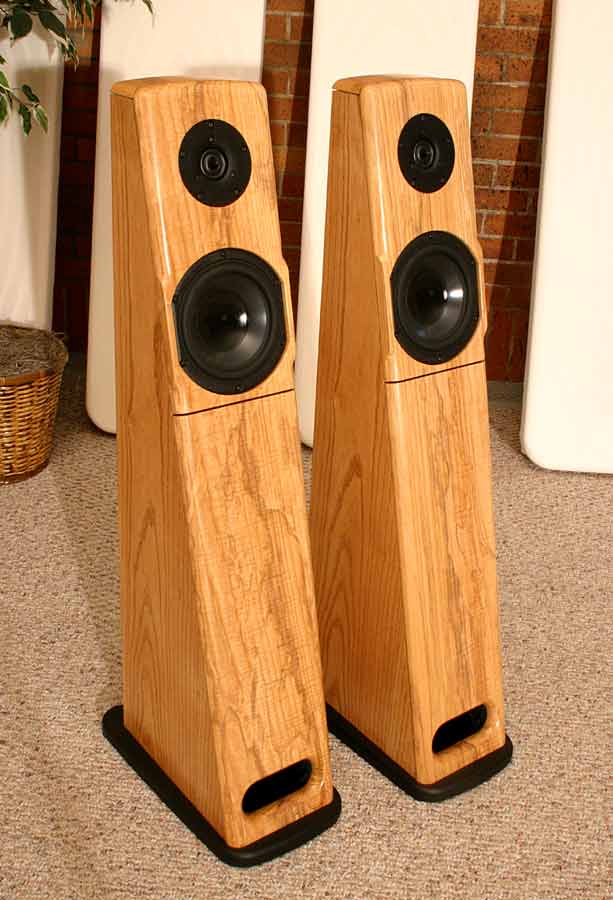 Kestrel 2 speaker pair in Curly Spalted Ash close up